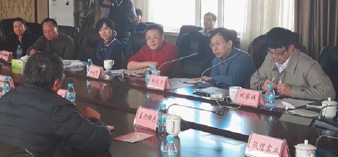 吉林省制造業(yè)與服務(wù)業(yè)融合發(fā)展專(zhuān)題培訓(xùn)與咨詢(xún)服務(wù)會(huì)議在吉林市永吉經(jīng)濟(jì)開(kāi)發(fā)區(qū)舉行